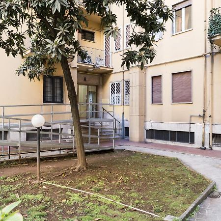 50 Apartments Roma Esterno foto